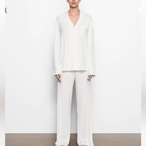 SKIMS soft lounge white pajamas in size XXS